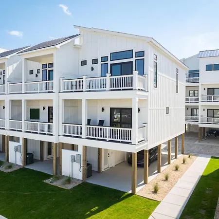 Newly Built Ocean Views Pool June Weeks Open
